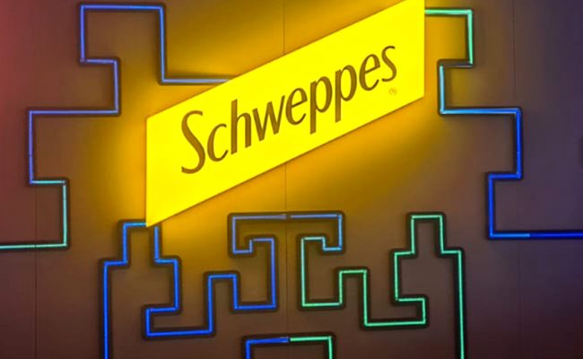 Luminoso Schweppes